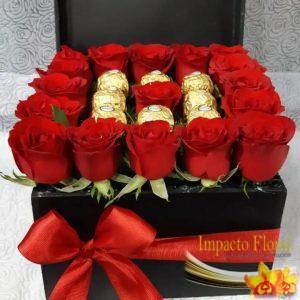 Caja de rosas y chocolate ferrero